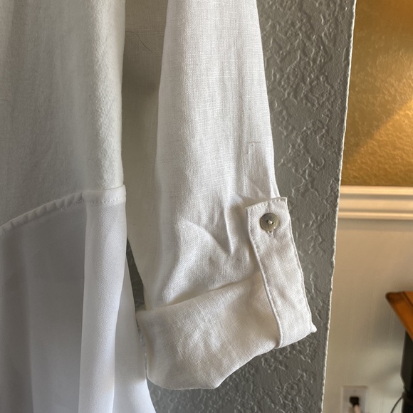 Ladies “light” white jacket, size S Brand- “Multiples” sheer at the bottom. - Picture 12 of 16